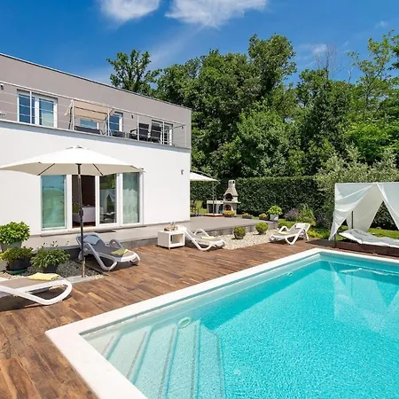 Holiday home Lina Opatija