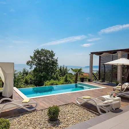 Holiday home Lina