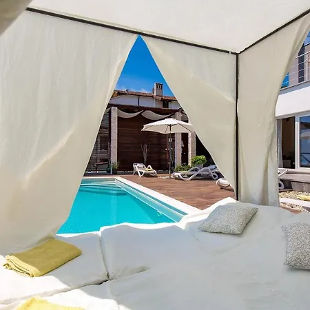 Lina Holiday home *